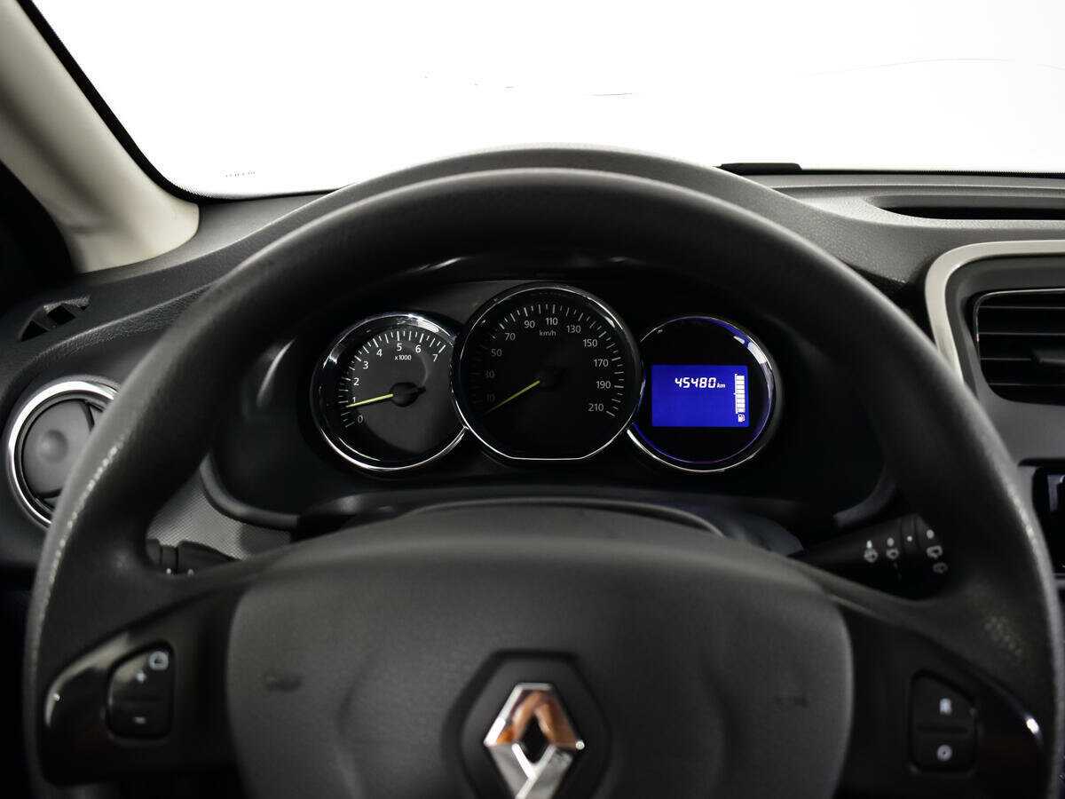 Renault Sandero 2017 года с пробегом. Фото: #8