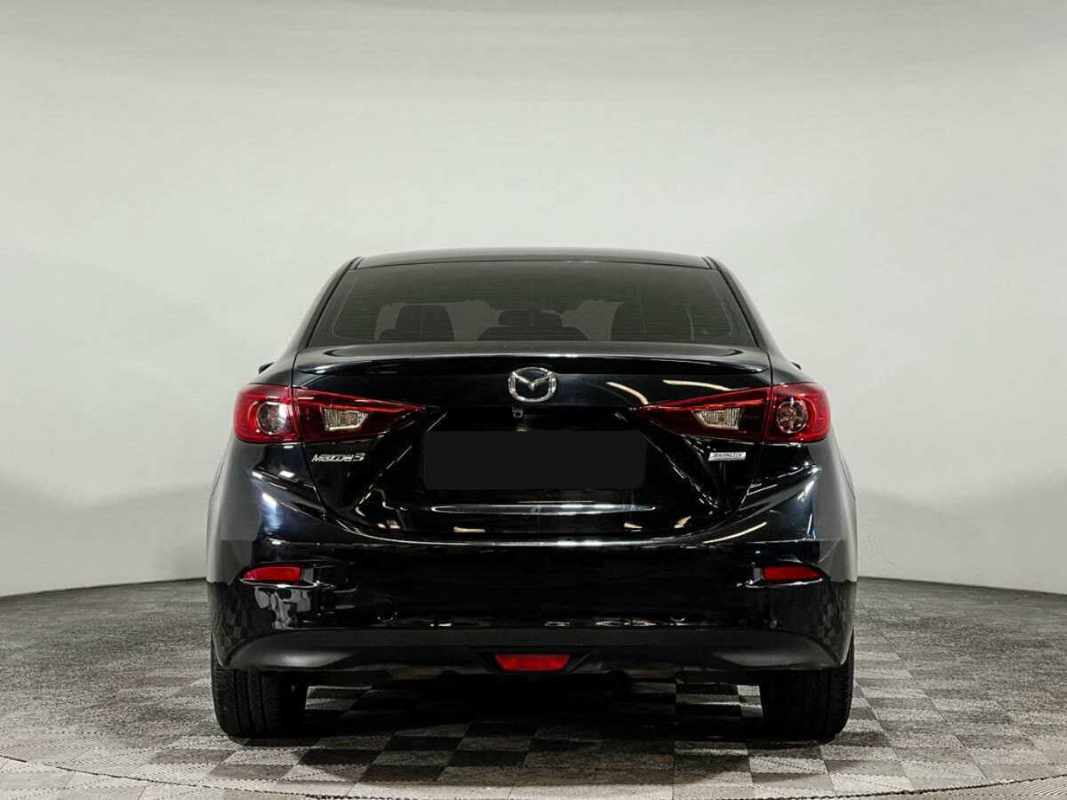 Mazda 3 2017 года с пробегом. Фото: #5