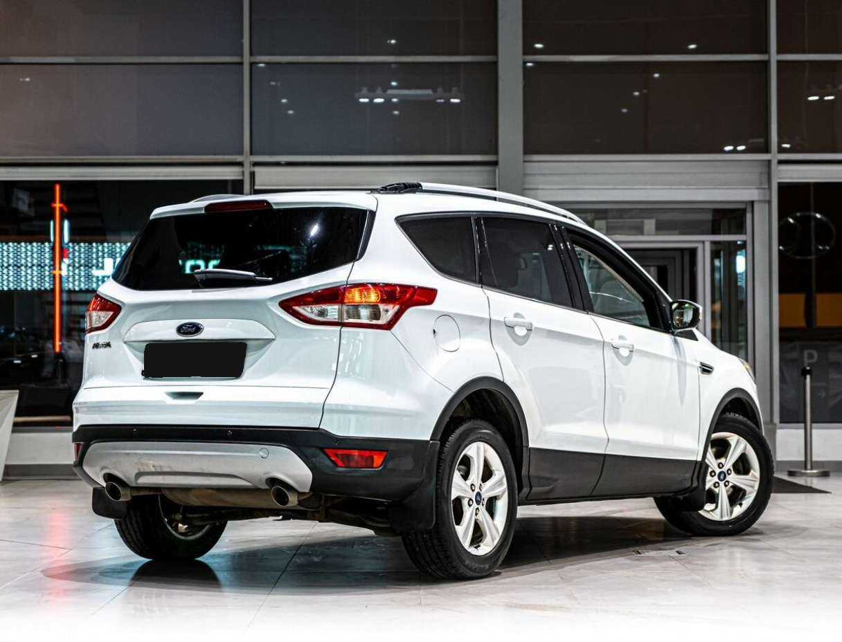Ford Kuga 2014 года с пробегом. Фото: #2
