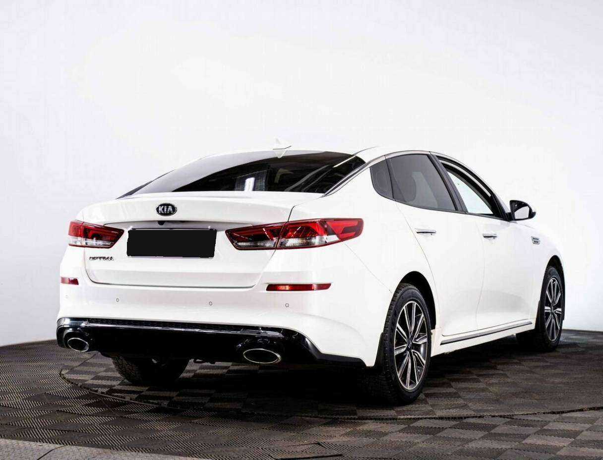 Kia Optima 2018 года с пробегом. Фото: #3