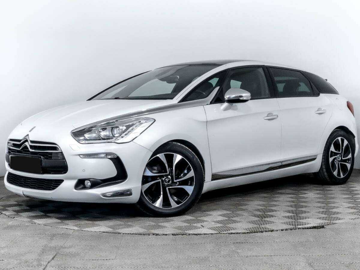 Citroen DS5 2013 года с пробегом. Посмотреть фото