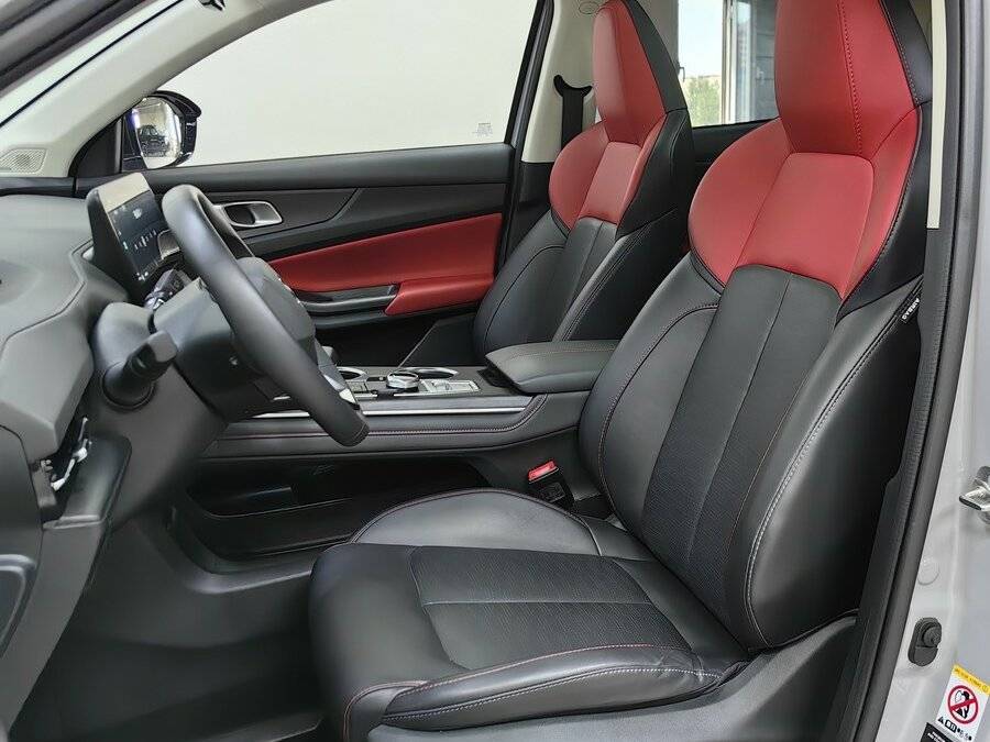 Changan UNI-S (CS55 Plus) 2024 года с пробегом. Фото: #5