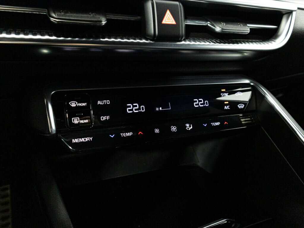 Kia K5 2021 года с пробегом. Фото: #17