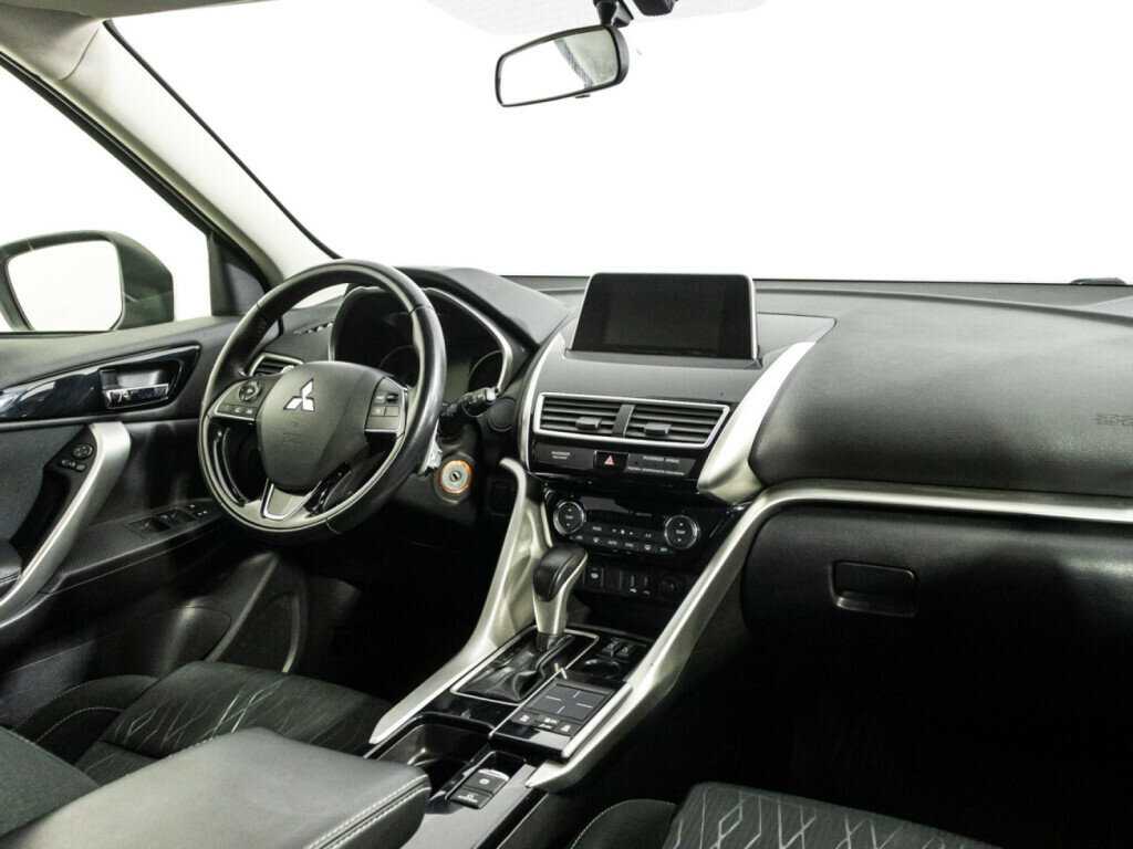Mitsubishi Eclipse Cross 2018 года с пробегом. Фото: #8
