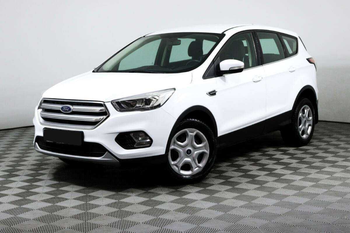 Ford Kuga 2018 года с пробегом. Посмотреть фото