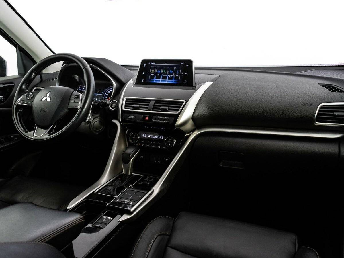 Mitsubishi Eclipse Cross 2018 года с пробегом. Фото: #9