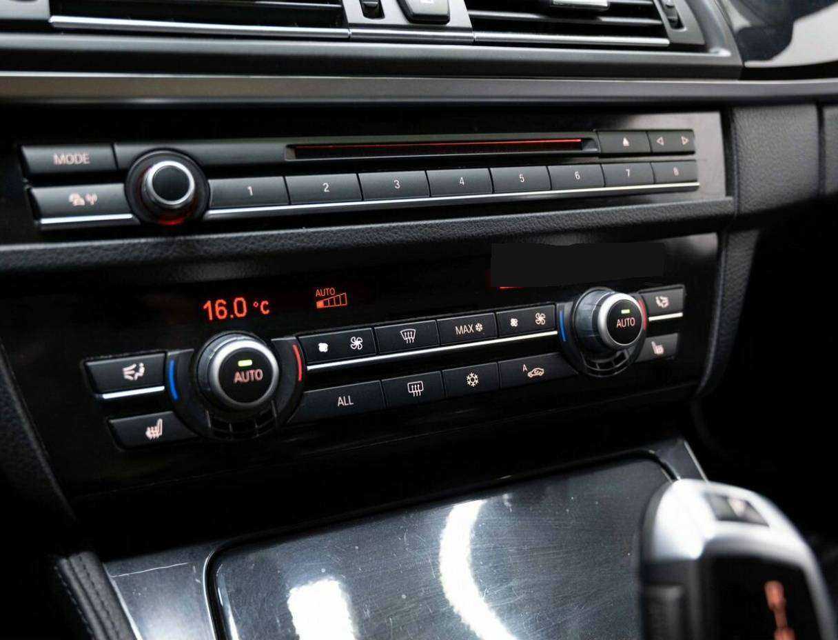 BMW 5 серии 2012 года с пробегом. Фото: #23