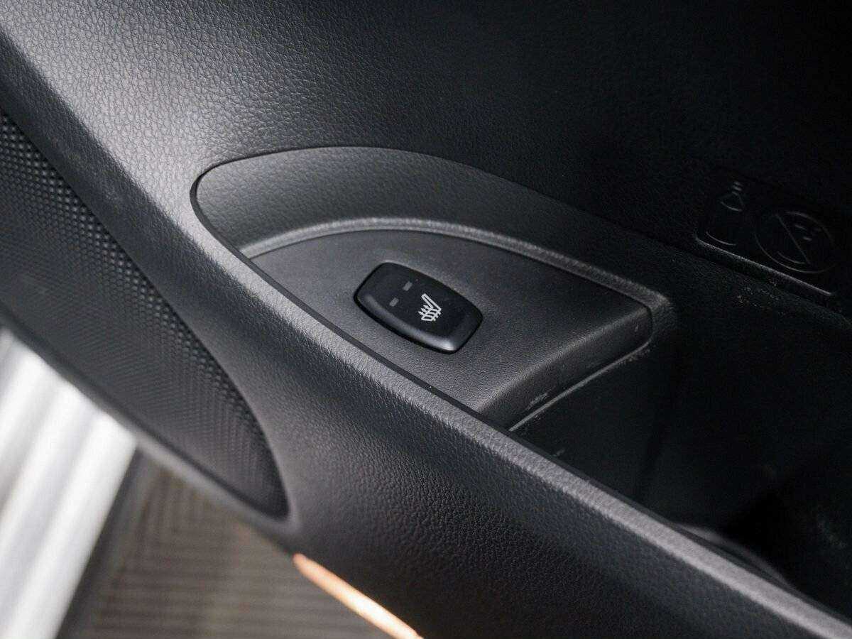 Mitsubishi Pajero Sport 2018 года с пробегом. Фото: #15