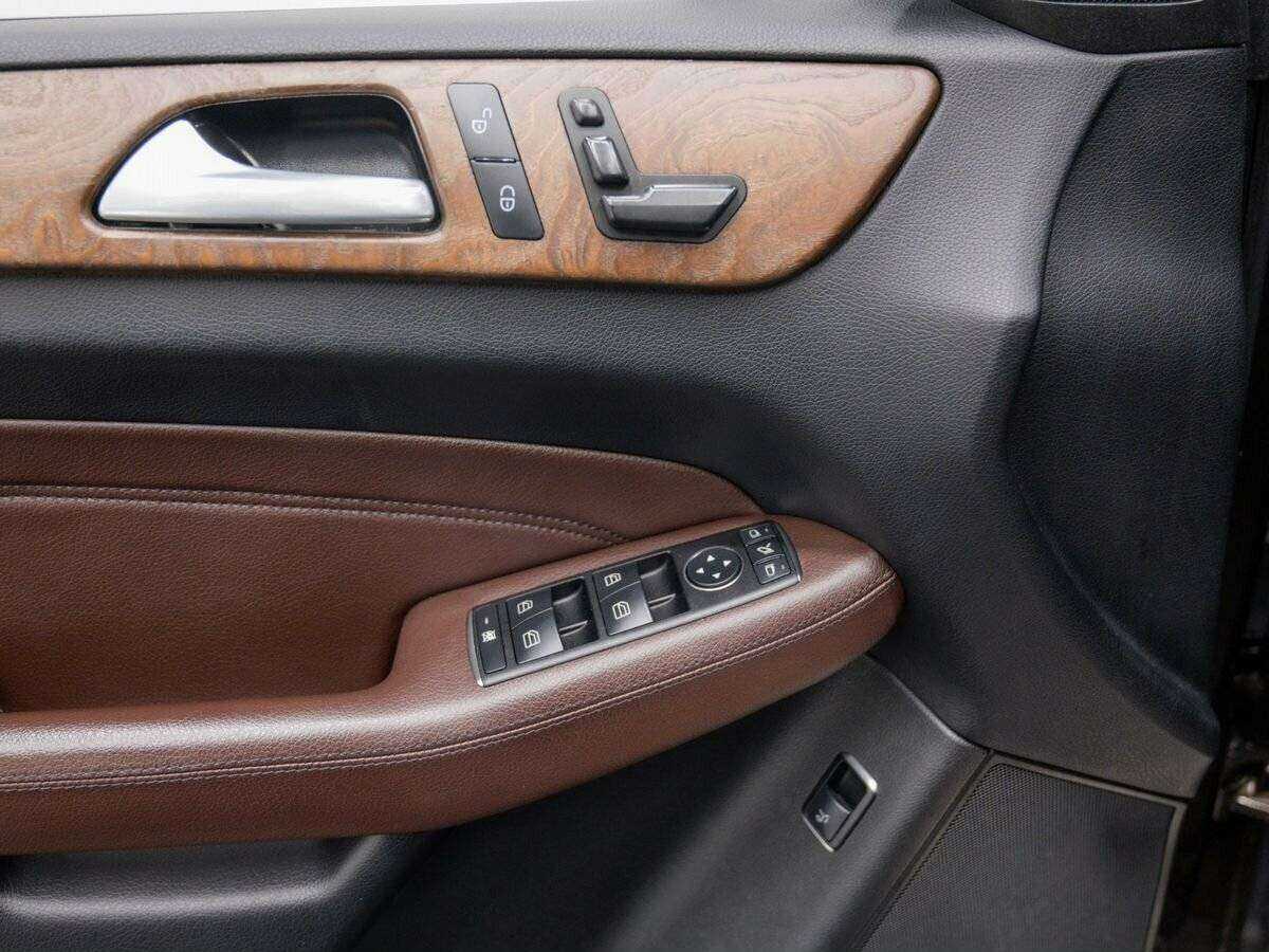 Mercedes-Benz M-Класс 2013 года с пробегом. Фото: #16