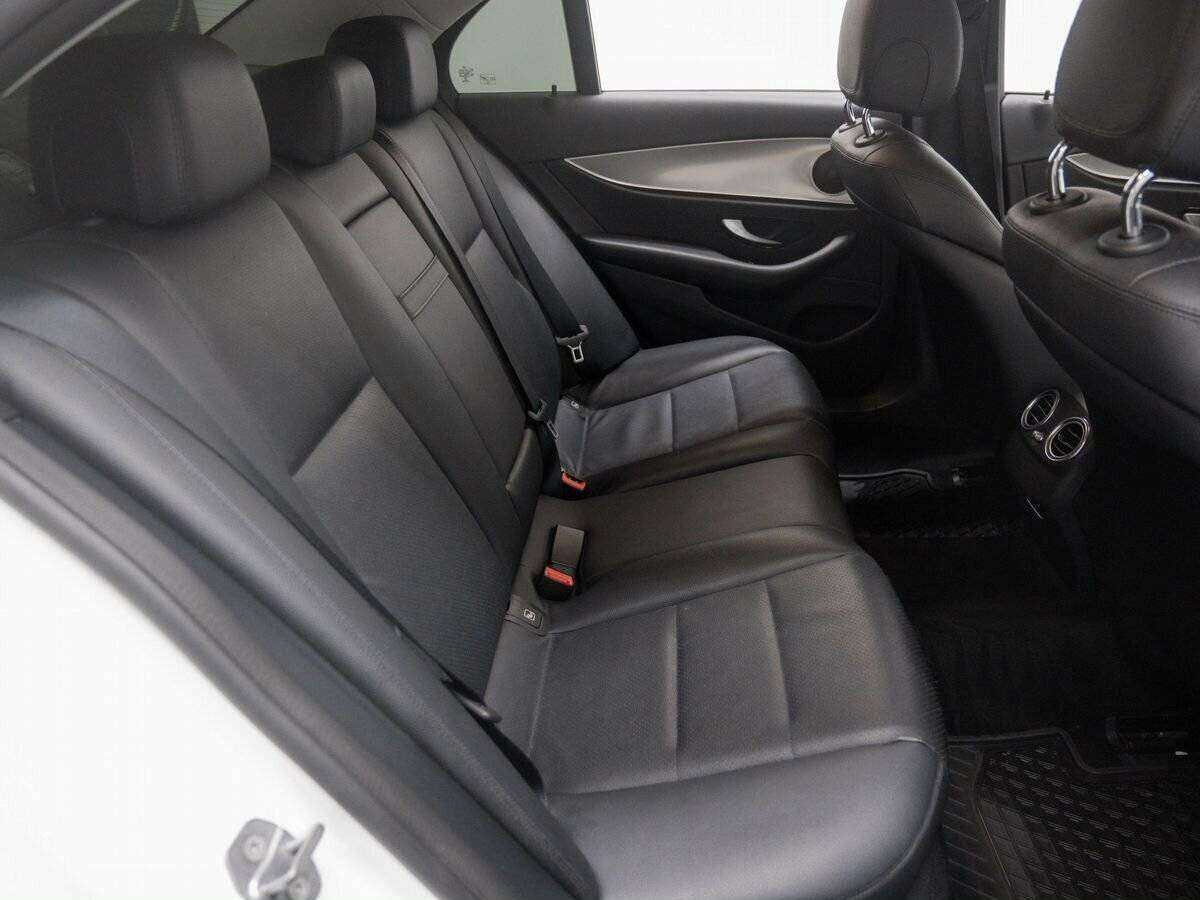 Mercedes-Benz E-Класс 2017 года с пробегом. Фото: #10
