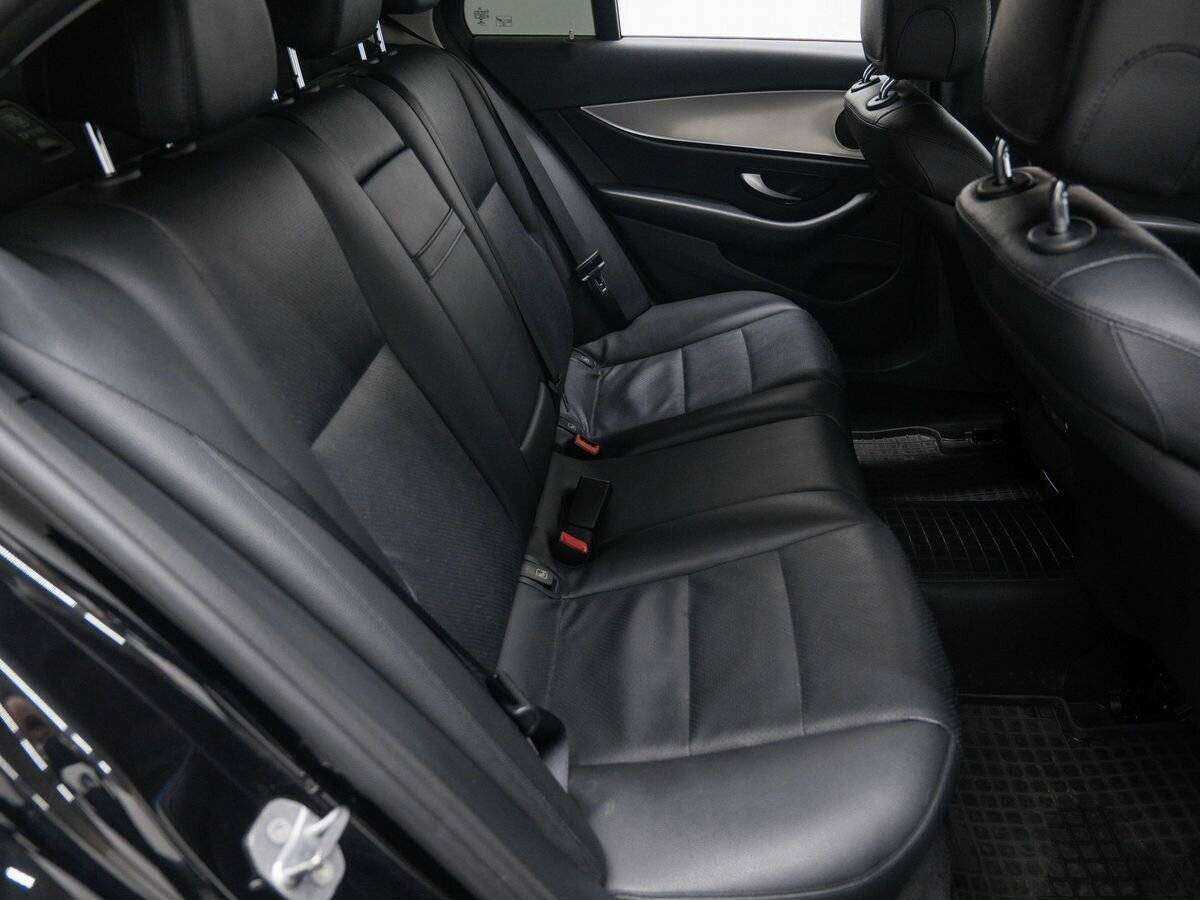 Mercedes-Benz E-Класс 2017 года с пробегом. Фото: #8