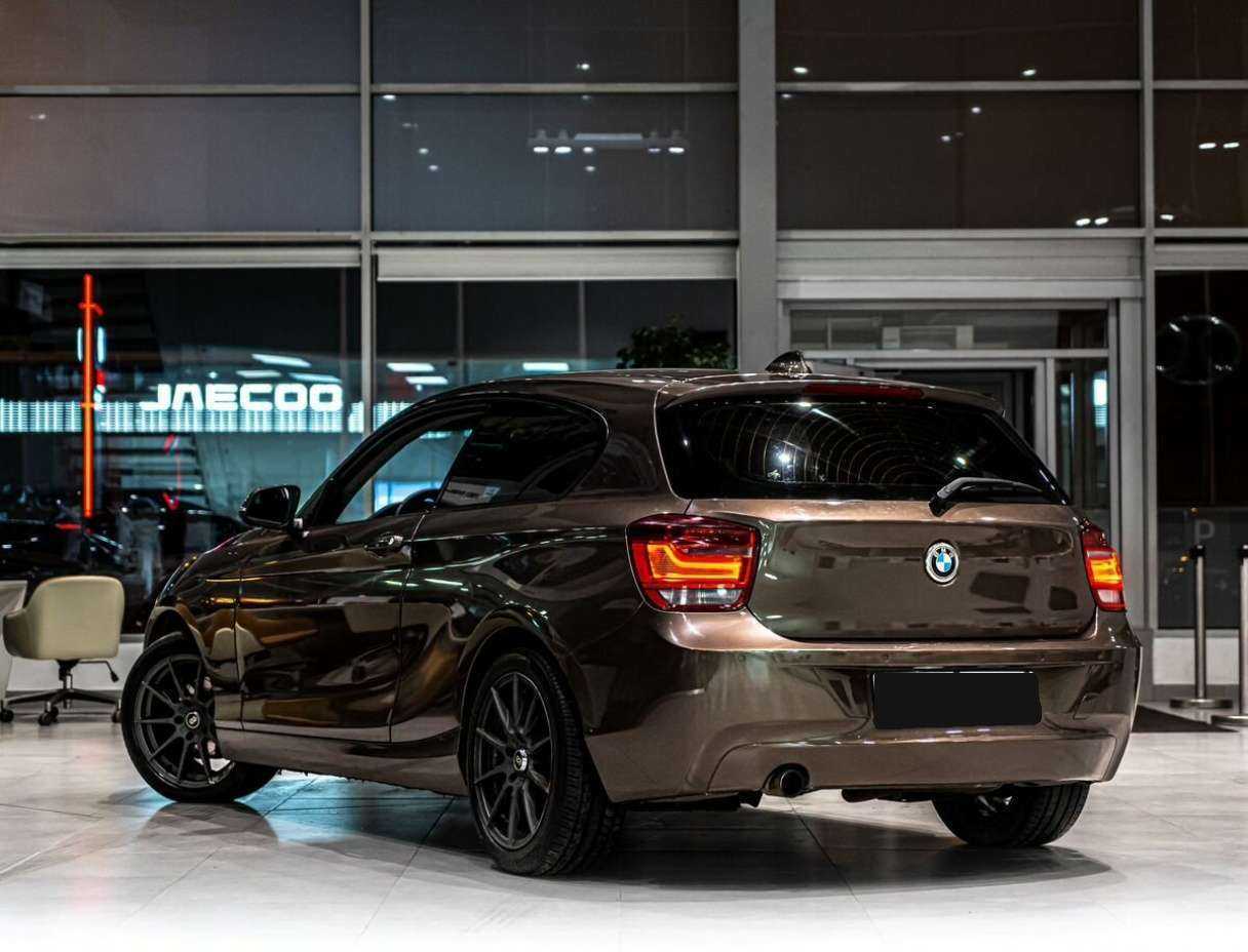 BMW 1 серии 2012 года с пробегом. Фото: #3