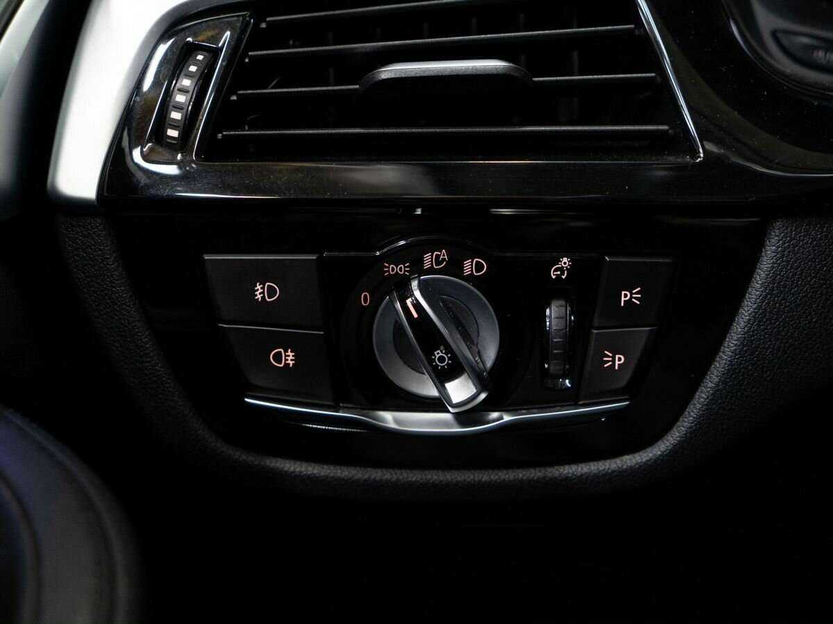 BMW 5 серии 2019 года с пробегом. Фото: #15