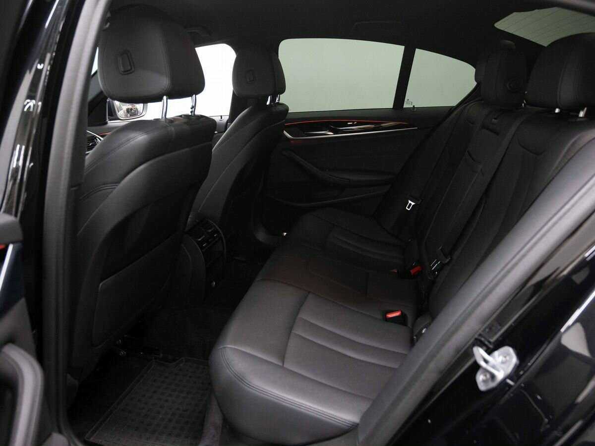 BMW 5 серии 2019 года с пробегом. Фото: #8