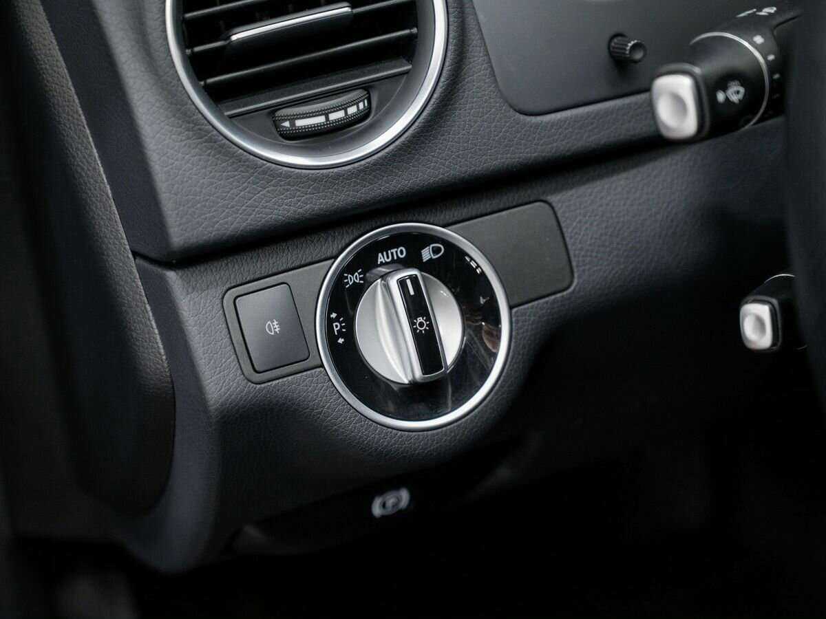 Mercedes-Benz C-Класс 2013 года с пробегом. Фото: #15