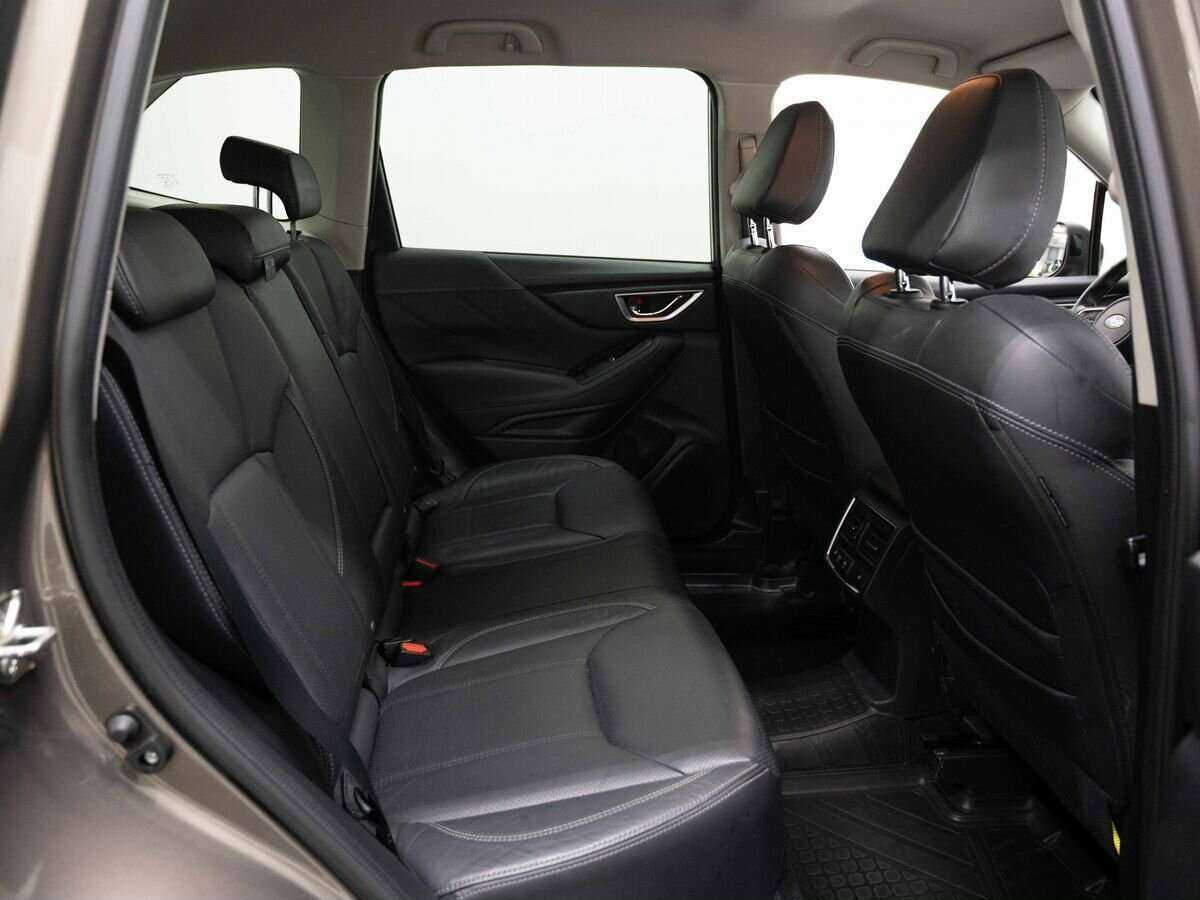 Subaru Forester 2018 года с пробегом. Фото: #9