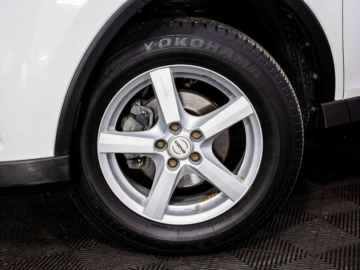 Toyota RAV4 2017 года с пробегом. Фото: #8