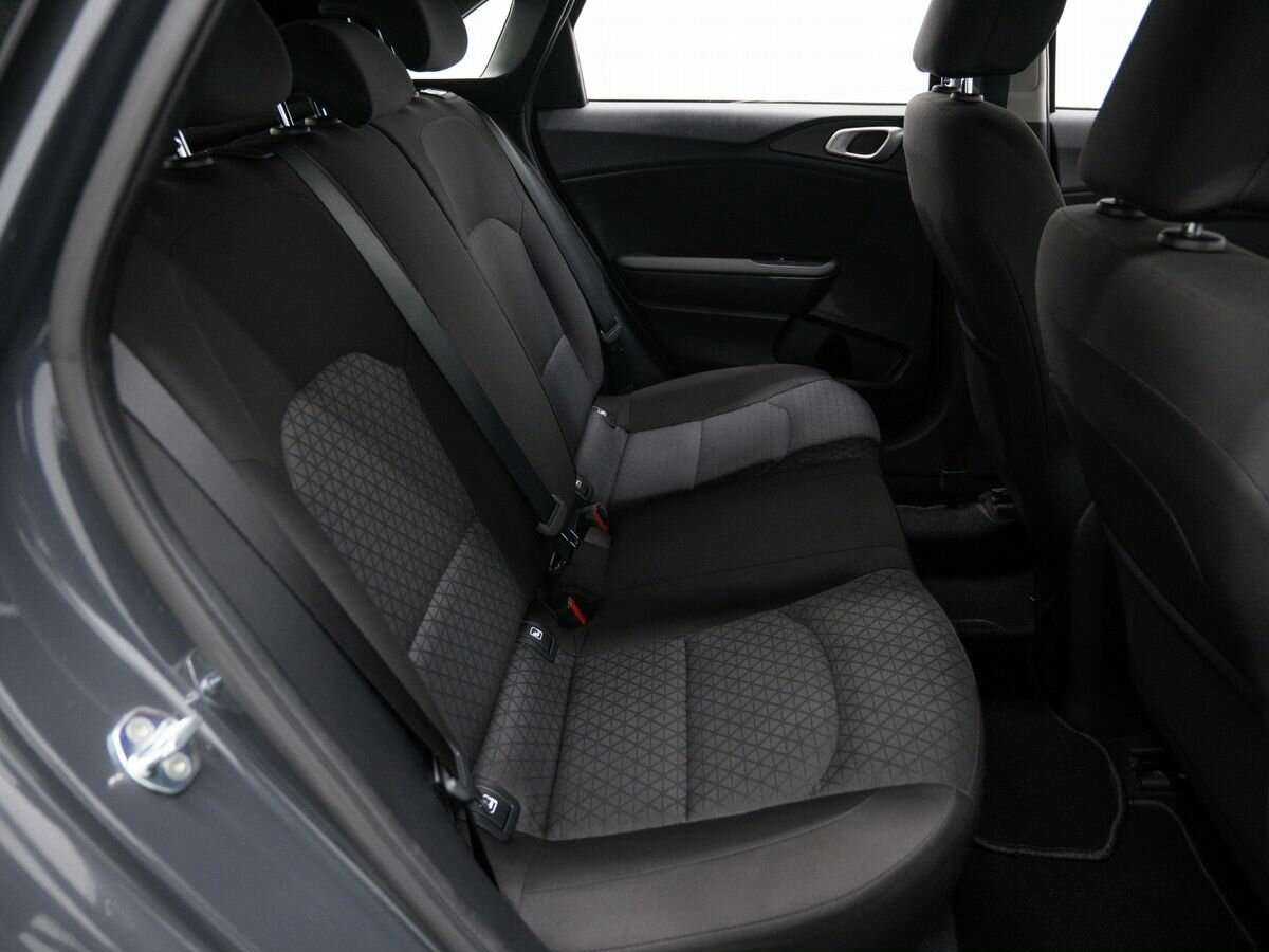 Kia Ceed 2022 года с пробегом. Фото: #9