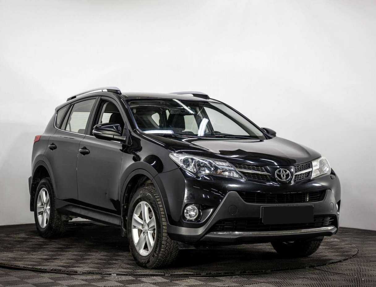 Toyota RAV4 2014 года с пробегом. Фото: #2