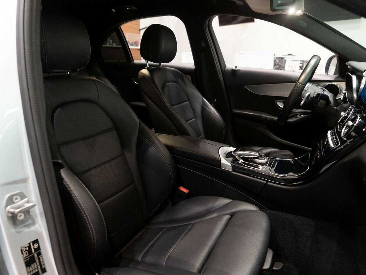 Mercedes-Benz C-Класс 2018 года с пробегом. Фото: #9