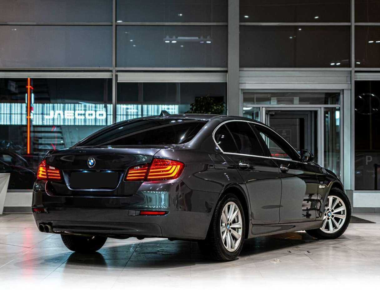 BMW 5 серии 2016 года с пробегом. Фото: #2