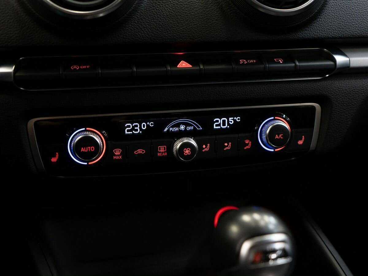 Audi A3 2015 года с пробегом. Фото: #12