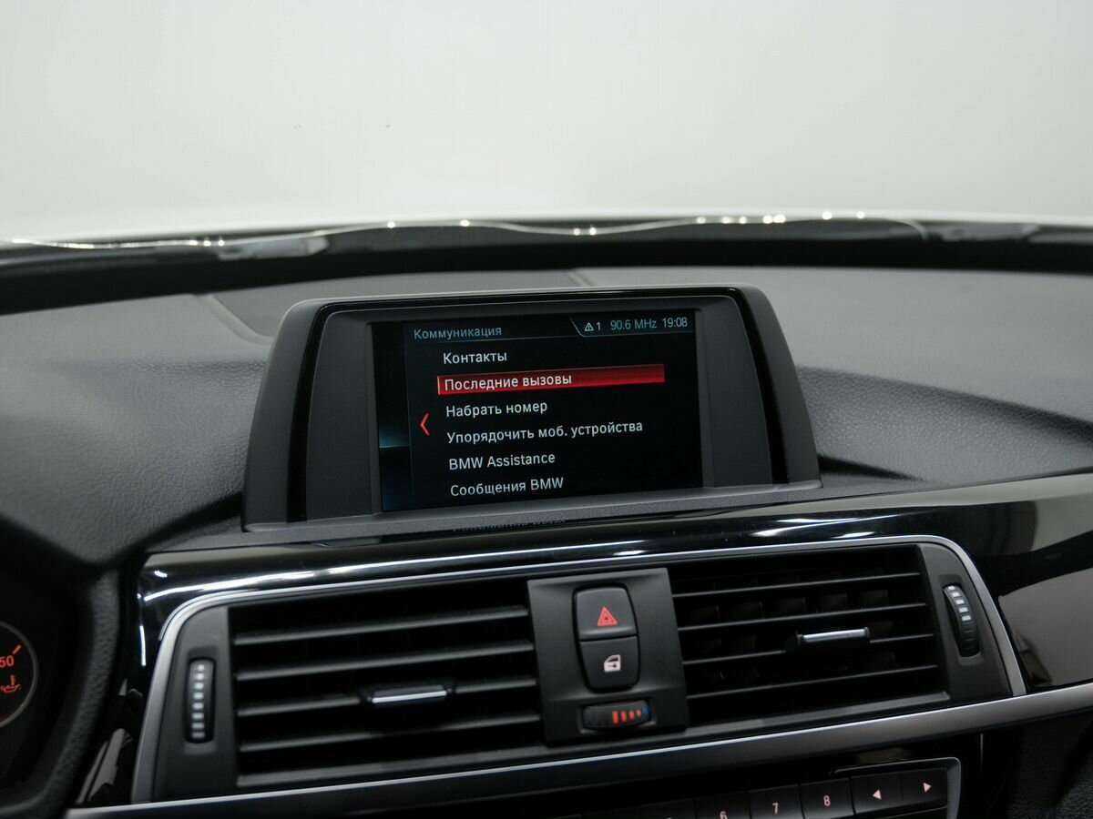 BMW 3 серии 2017 года с пробегом. Фото: #27