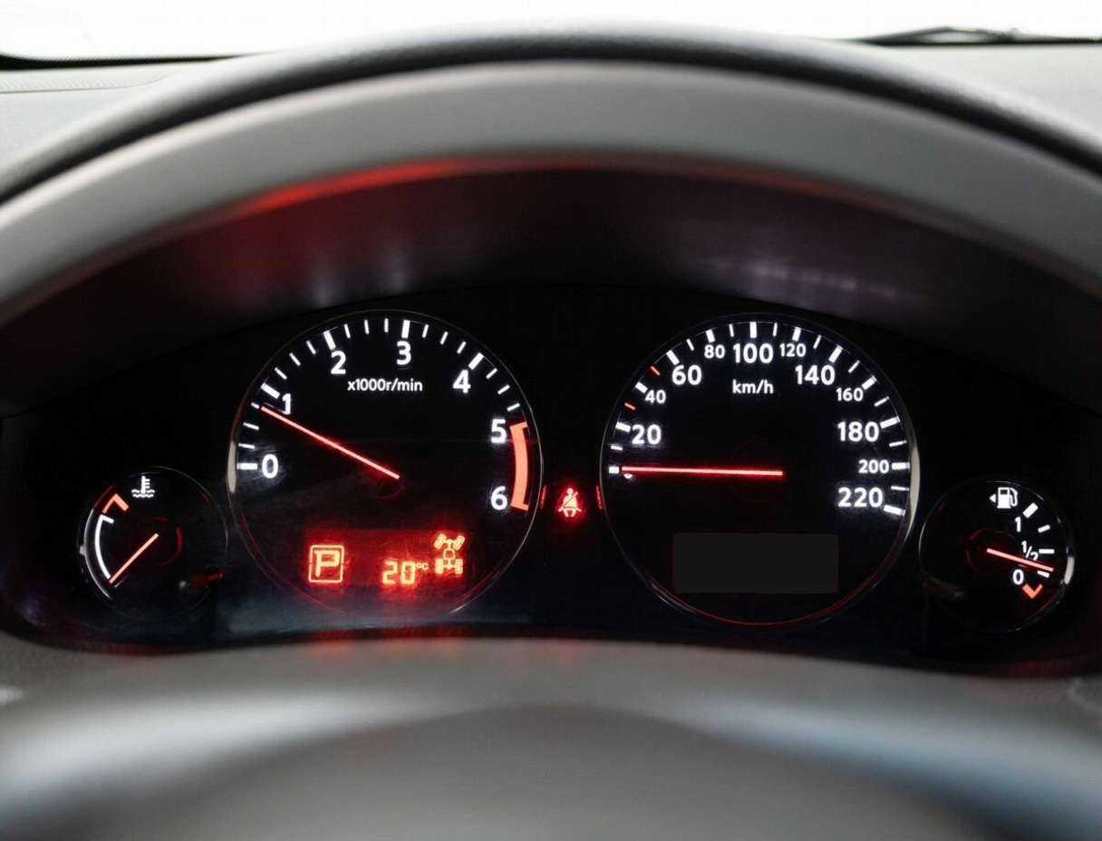 Б/У Ниссан Патфайндер 2013 года. Фото: #18