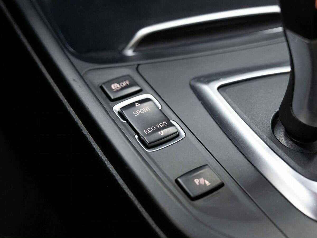 BMW 3 серии 2016 года с пробегом. Фото: #22