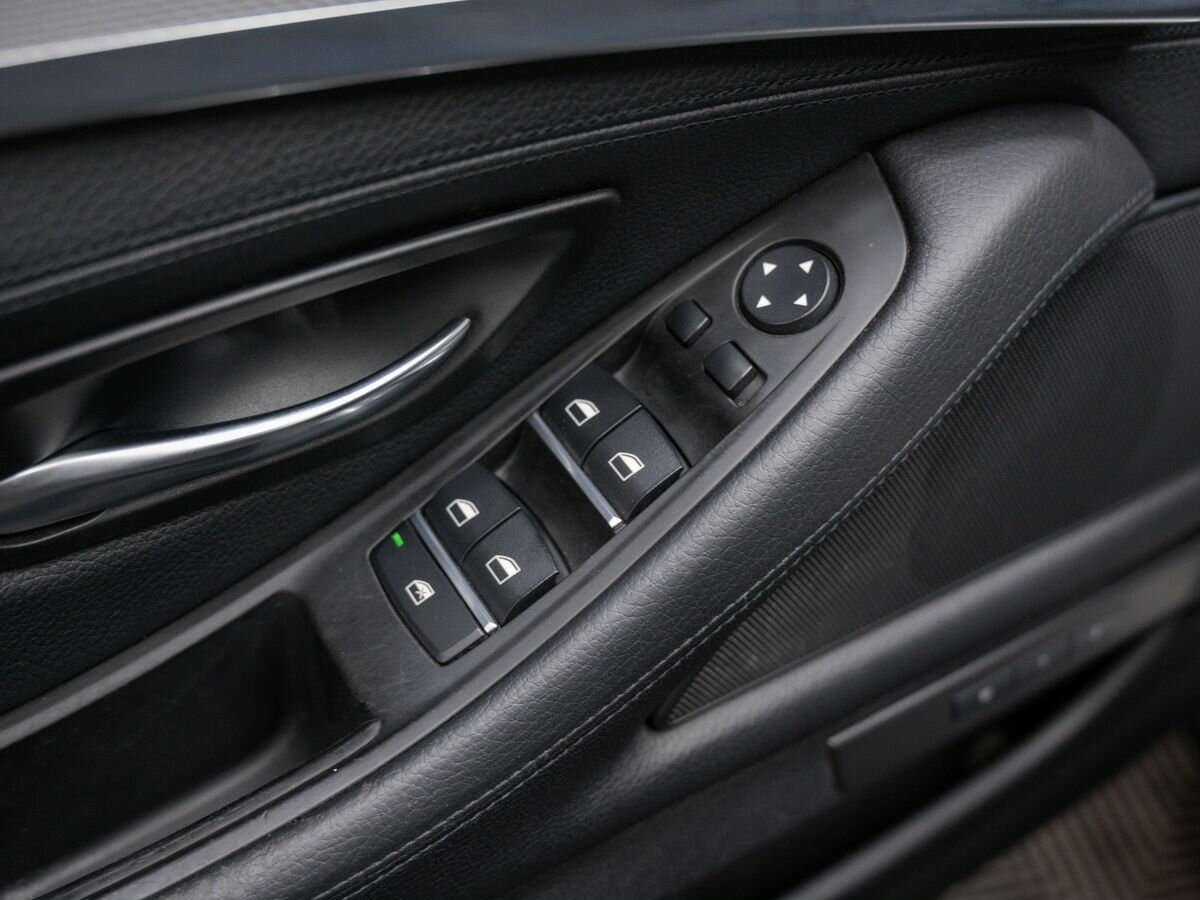 BMW 5 серии 2014 года с пробегом. Фото: #11