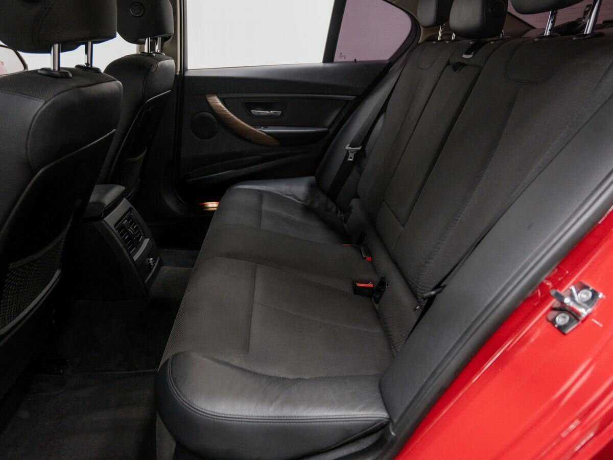 BMW 3 серии 2012 года с пробегом. Фото: #8