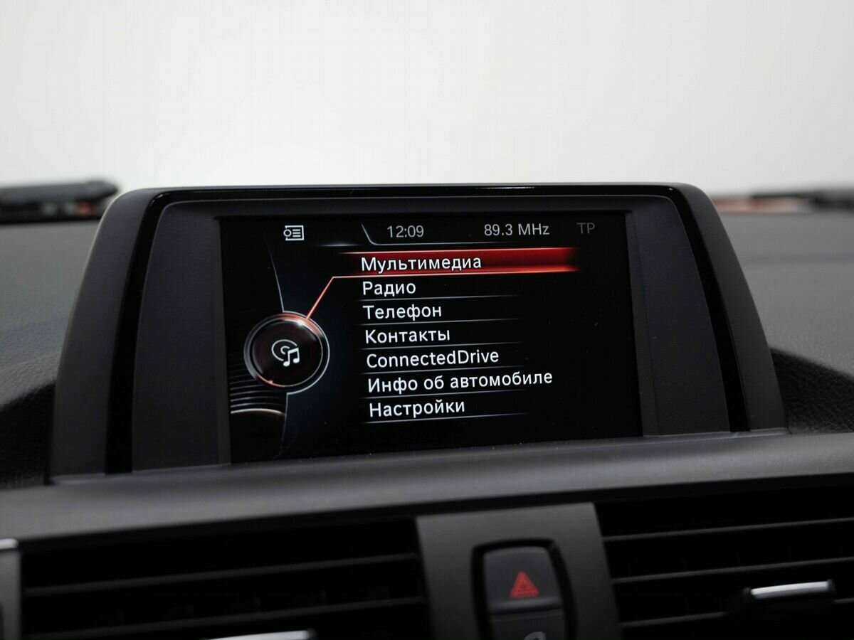 BMW 1 серии 2017 года с пробегом. Фото: #22