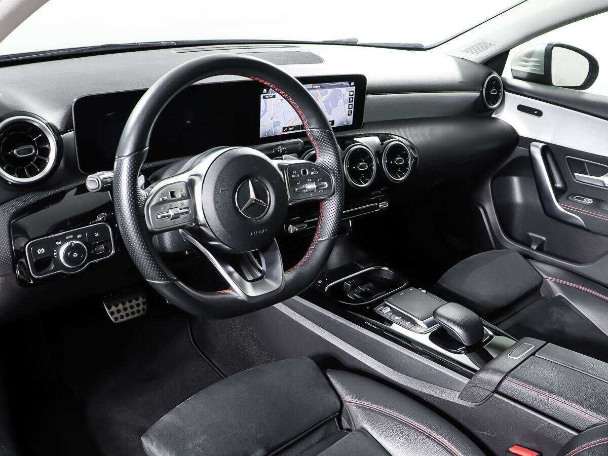 Mercedes-Benz A-Класс 2019 года с пробегом. Фото: #12