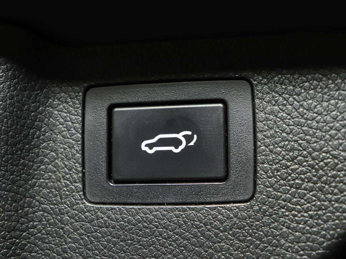 Hyundai Santa Fe 2016 года с пробегом. Фото: #26