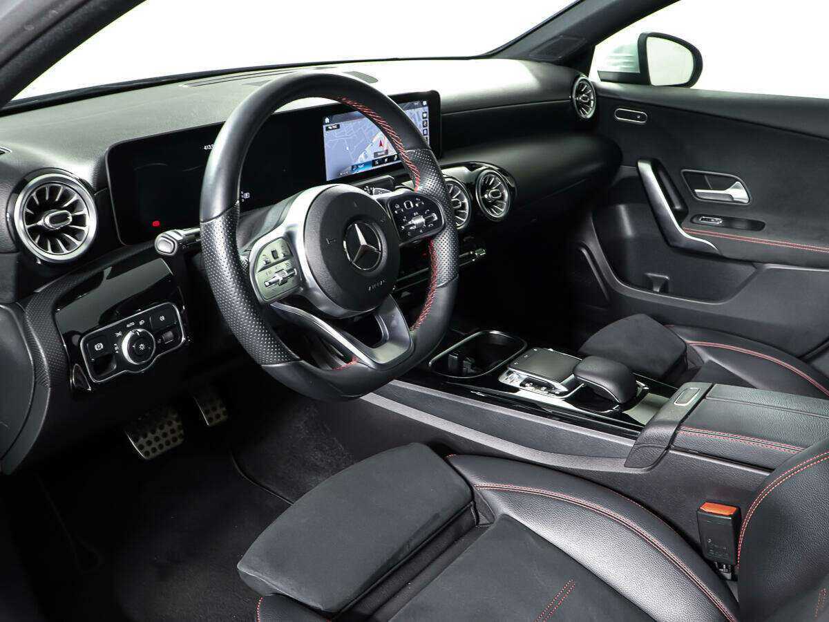 Mercedes-Benz A-Класс 2019 года с пробегом. Фото: #11