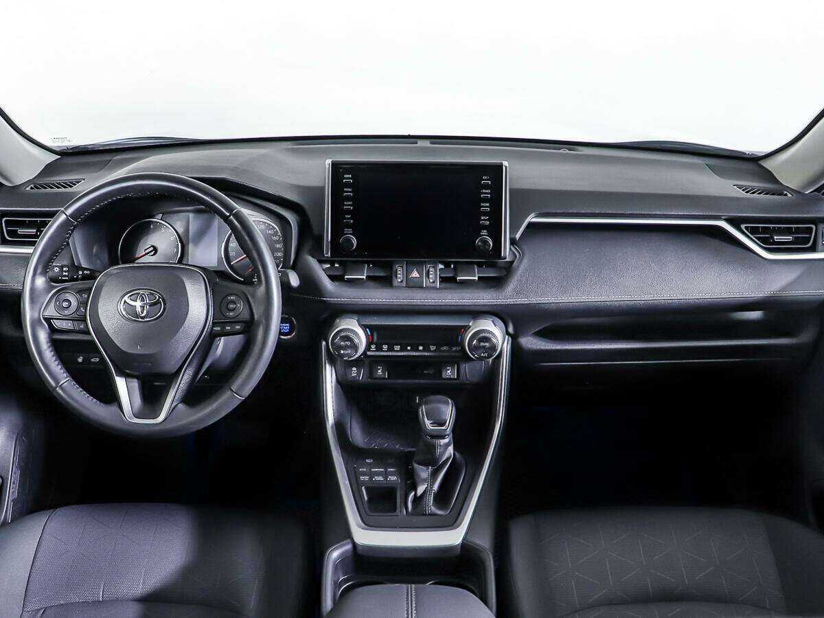Toyota RAV4 2019 года с пробегом. Фото: #10