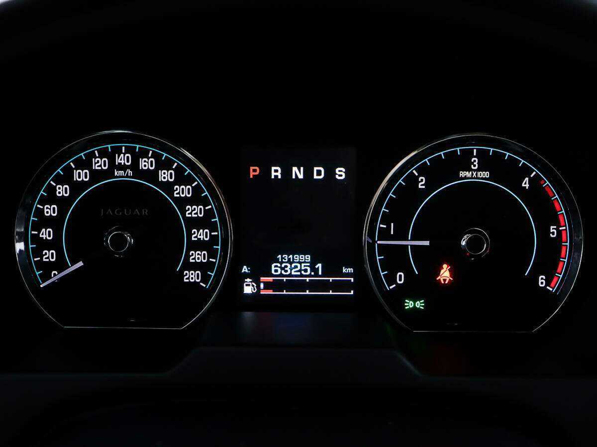 Jaguar XF 2012 года с пробегом. Фото: #13