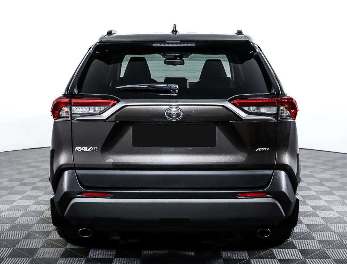 Toyota RAV4 2019 года с пробегом. Фото: #5