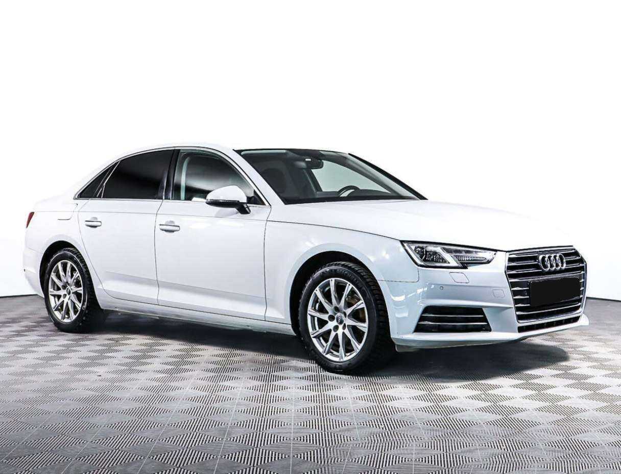 Audi A4 2015 года с пробегом. Фото: #2
