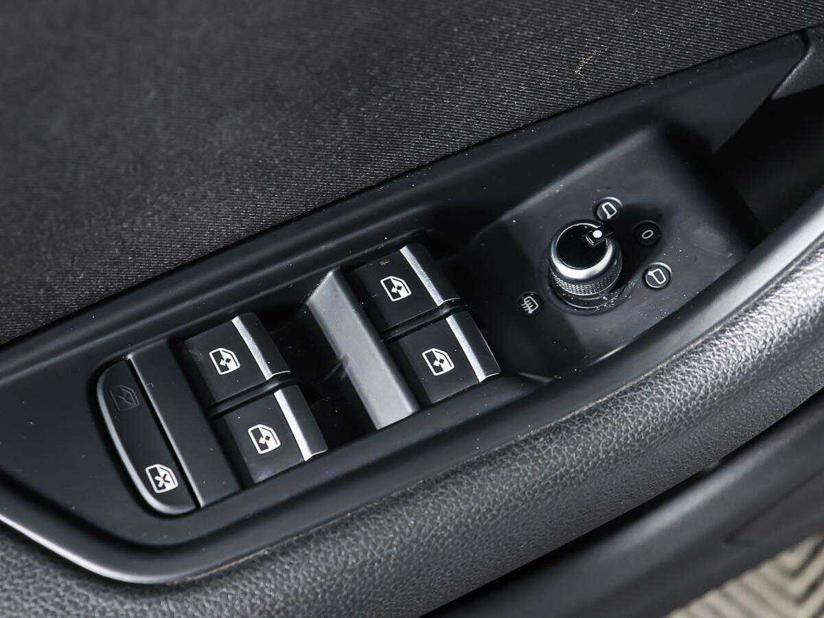 Audi A4 2015 года с пробегом. Фото: #16