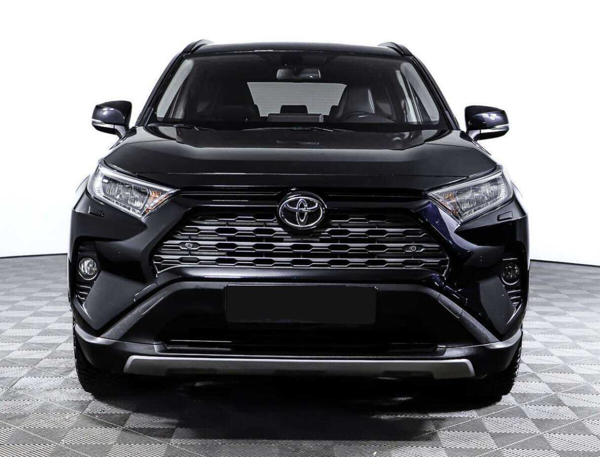 Toyota RAV4 2019 года с пробегом. Фото: #1