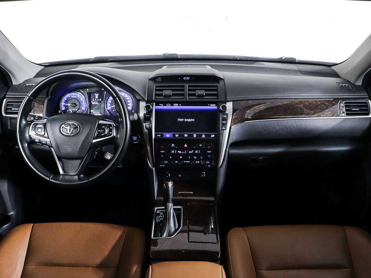 Toyota Camry 2017 года с пробегом. Фото: #10