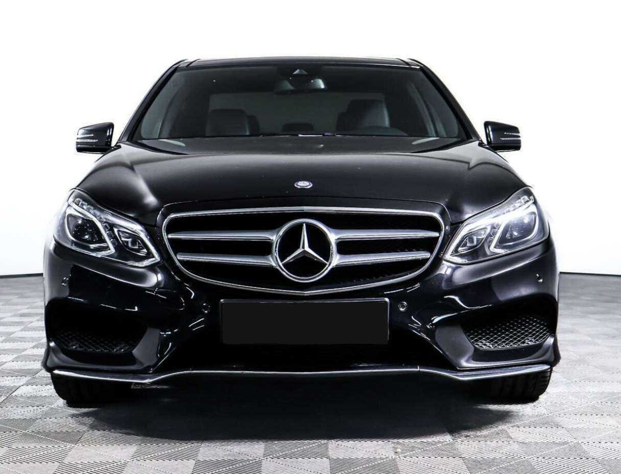 Mercedes-Benz E-Класс 2013 года с пробегом. Фото: #1