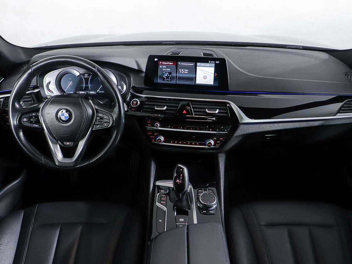 BMW 5 серии 2017 года с пробегом. Фото: #12