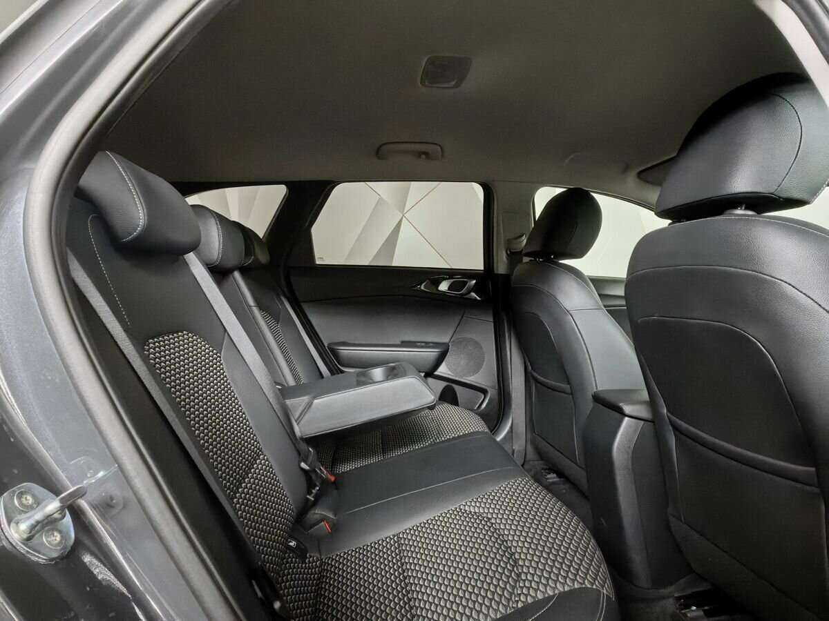 Kia Ceed 2022 года с пробегом. Фото: #11