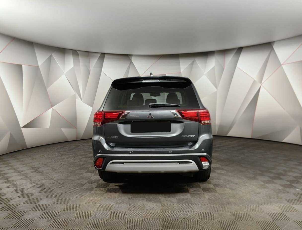 Mitsubishi Outlander 2019 года с пробегом. Фото: #7
