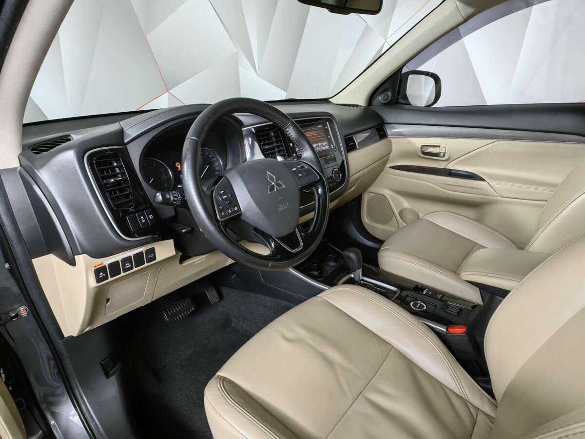 Mitsubishi Outlander 2019 года с пробегом. Фото: #13