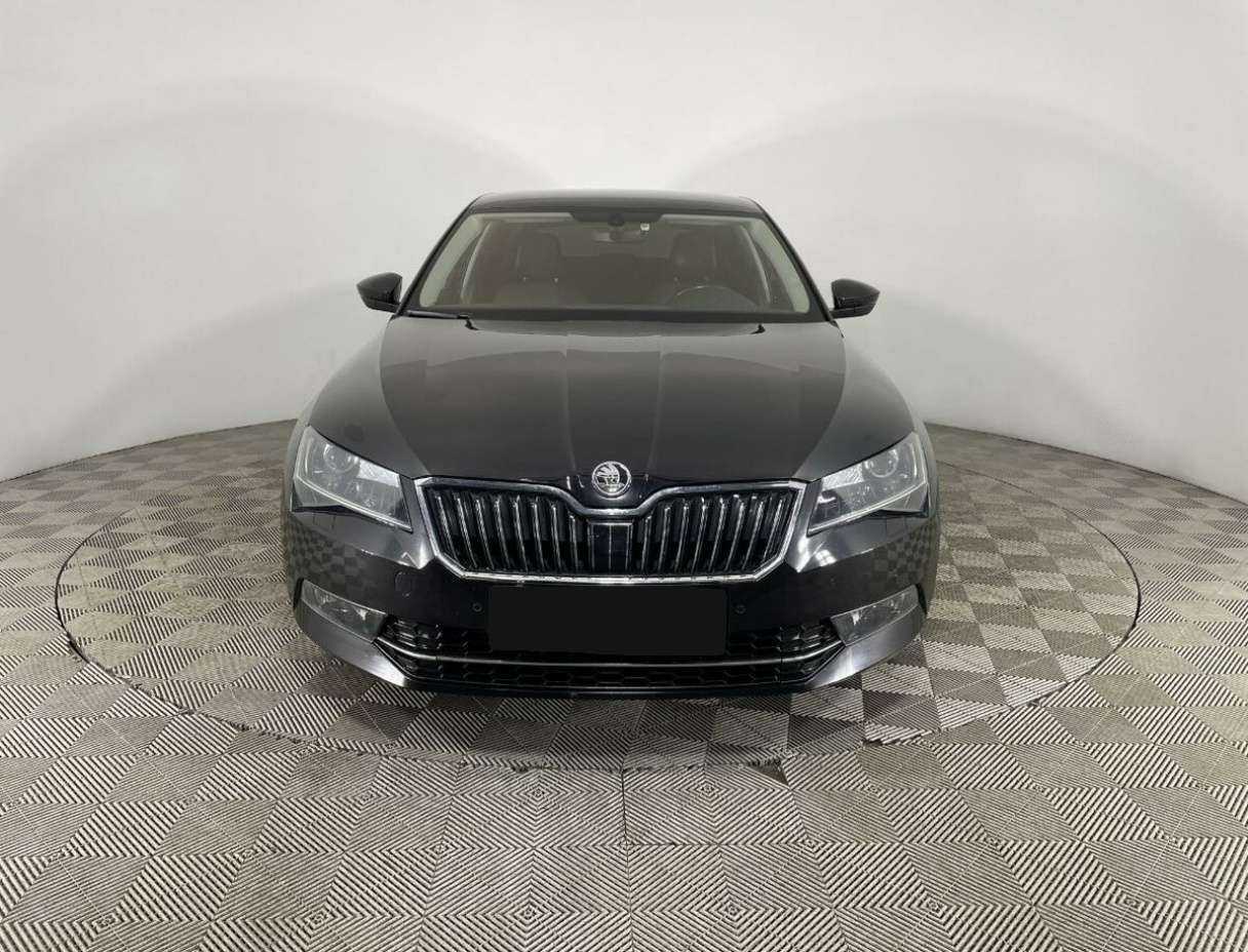 Skoda Superb 2018 года с пробегом. Фото: #1
