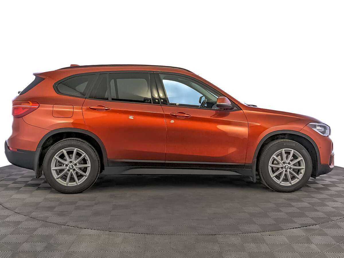 BMW X1 2018 года с пробегом. Фото: #3