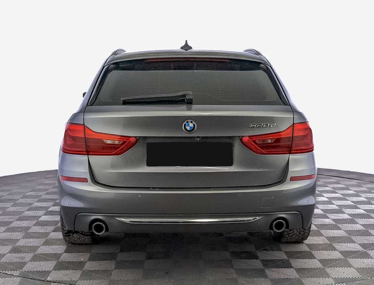 BMW 5 серии 2019 года с пробегом. Фото: #5